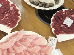 -正宗乌拉满族炭火锅(四平店)