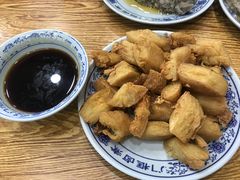 老北京炸咯吱-门框胡同百年卤煮(新街口店)