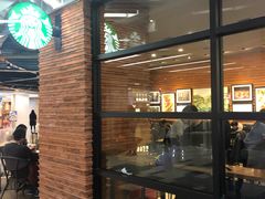 -星巴克(上海虹桥新天地二店)