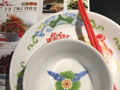 餐具摆设-老头儿油爆虾·知味杭州(爱琴海购物中心)