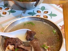 -阿灶卤煮老店·姜母鸭(五店市总店)