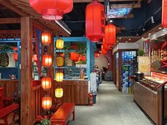 -宽板凳老灶火锅(台湾街店)