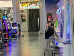 -反斗乐园π(龙华天虹店)