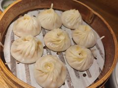 -馋三尺蟹粉小笼(人民广场店)