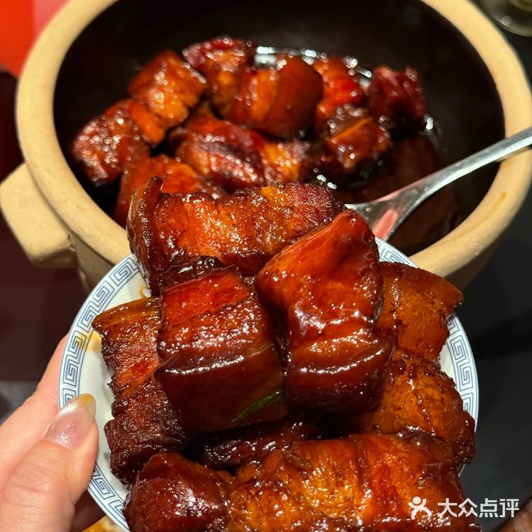 必点徽菜三绝:臭鳜鱼——闻着臭吃着香!