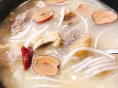 -吴草鸡爪오초닭발韩食堂(融恒盈嘉中心店)