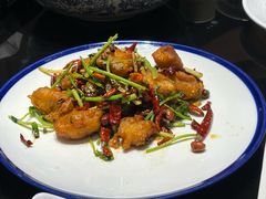 -南京金牛湖巨碗鱼头