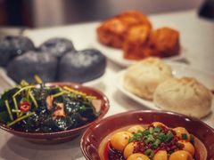 -李与白包子铺(桐梓林店)