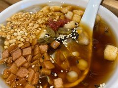 糍粑冰粉-怪噜范·老贵阳街头名小吃(数博万达店)