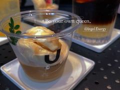 -HUG·拥抱咖啡(郑州宝龙广场店)