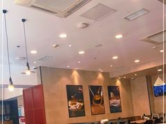 大堂-康师傅私房牛肉面(马泉营奥莱店)