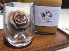 冠军玫瑰冰奶茶-柠檬树茶餐厅(海雅缤纷城店)