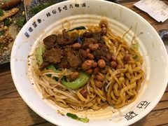 -每碗面馆(新鸿安大厦店)