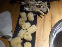 -捞围鲜·港式打边炉(海阳路店)