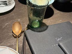 -新荣记(BFC外滩金融中心店)