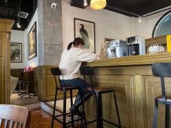 -TWOFACE 双面理发馆