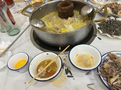 -朴小妹人参鸡汤火锅(长白山万达店)