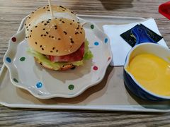 -牛纽塔·牛人堡(群众路店)