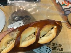 -七叔是岛民(花基新村店)