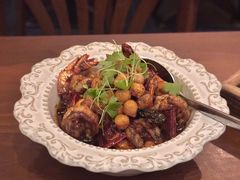 辣味虾鹰嘴豆泥-Bistro Les Lilas丁香花小酒馆