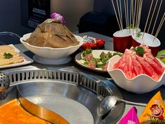 -生活如沸·顺德水牛奶火锅(人民广场店)