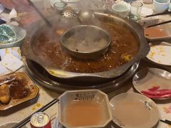 -九尺赵老四鲜鹅肠火锅