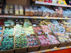 零售区-来伊份1038(新村路三店)