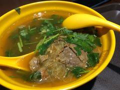 咖喱牛肉粉丝汤-大壶春生煎(四川中路店)