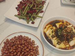 -苏湘小馆·不做预制菜(青年公社店)