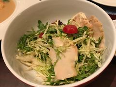 -香格里拉鱼跃地中海西餐厅·牛排披萨