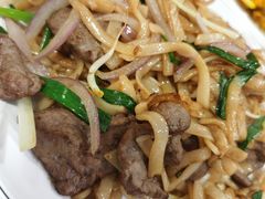 牛肉炒河粉-老字号蛇口德记烧腊饭店·海鲜加工