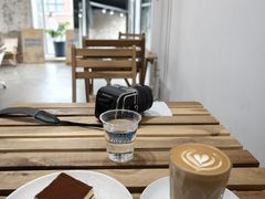 -VOYAGE COFFEE 咖啡烘焙工坊店(798艺术区店)