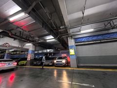 -浦江万达停车场