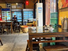 -富正毅三下锅·湘西韵味(天门山索道店)