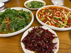 -邱金小炒·30 年盐帮江湖菜(自贡店)