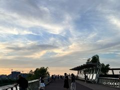 -南京眼步行桥