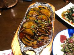 -东口码头·烧鸽子·鱼头泡饼·地方菜(金鹰悦城店)