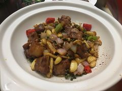 -滨湖大厦中餐厅(湖北省博物馆店)