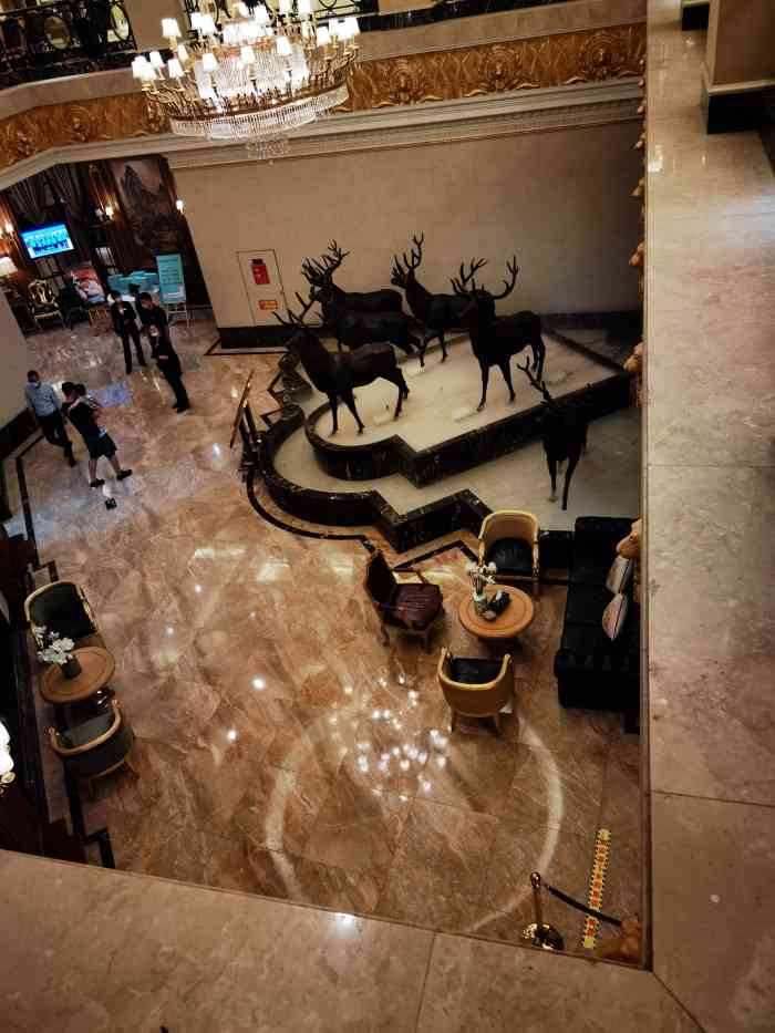 长福宫(水磨沟店)-"长福宫在乌鲁木齐是高端连锁店 这家也是吃.