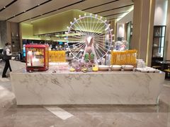 -前海华侨城JW万豪酒店·都会尚膳自助餐厅·牛排海鲜酒水畅飨