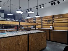 -罗伯特眼镜·蔡司官方授权(罗湖国贸店)