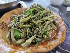 炒时令蔬菜-韩妹鱼庄·泸定老字号(泸定店)