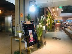 -查特花园美食广场(西单大悦城店)