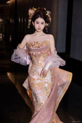 -莫小姐婚纱