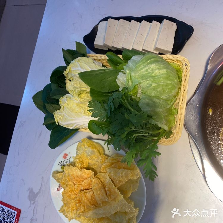 夏天在大世界旁边吃过