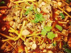 -兔行天下-鸿鹤鲜锅兔(中海国际店)