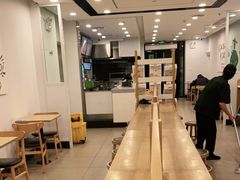 -老乡鸡(亳州路天庆大厦店)