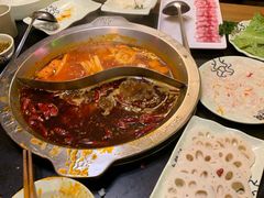 -大龙辣火锅·龙虾·烧烤(湖滨新天地店)