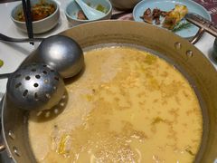 -洪氏嗨捞·猪肚鸡火锅(阳光天地店)