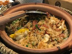 经典腊味煲仔饭-东椰·海南椰子鸡火锅(朝阳门店)